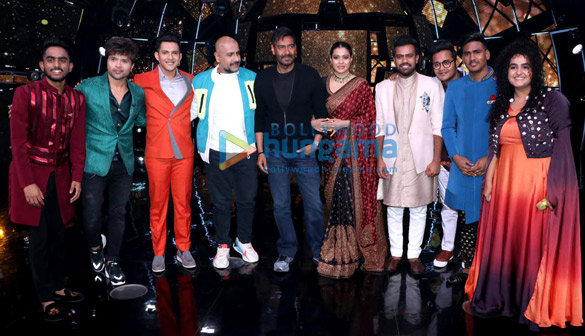photos ajay devgn and kajol snapped on sets of indian idol promoting their film tanhaji the unsung warrior 1