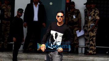 Photos: Akshay Kumar, Kiara Advani and others at the airport