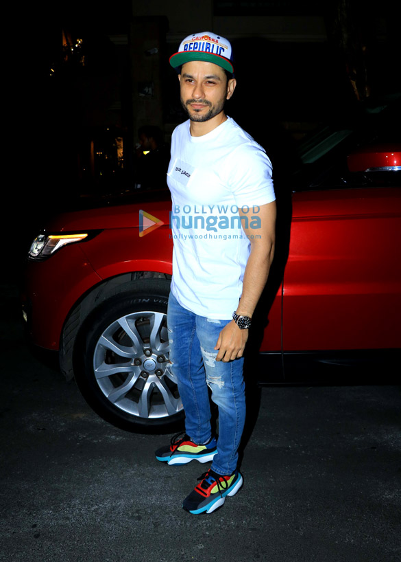 photos anil kapoor hosts a dinner party for malang starcast 5