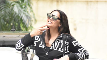 Photos: Bipasha Basu snapped at a dubbing studio in Juhu