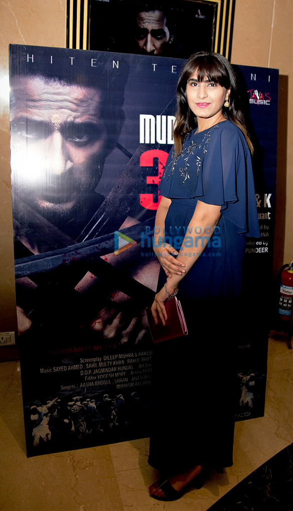 photos celebs attend mudda 370 jk premiere in mumbai 6