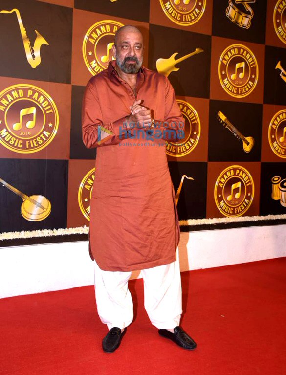 photos celebs grace anand pandits birthday bash 4