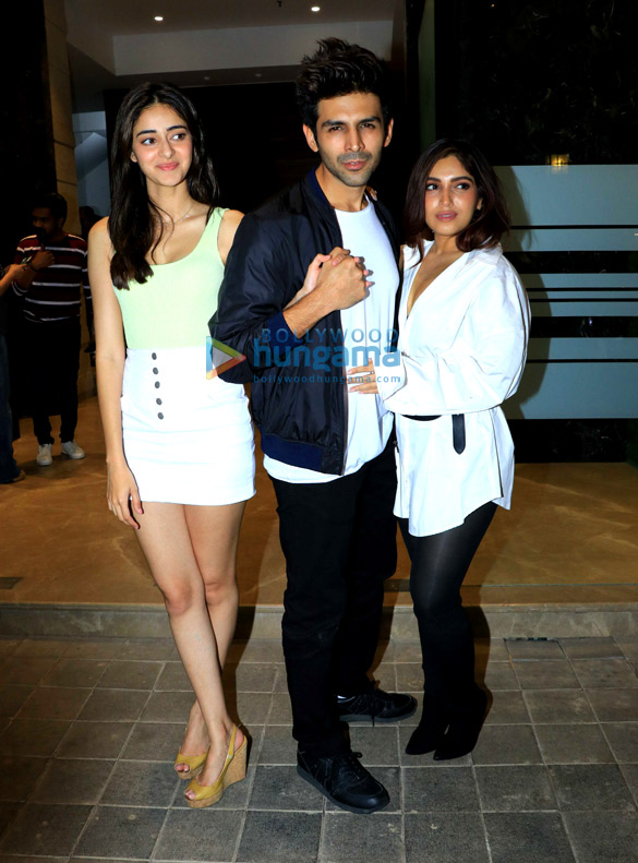 Photos: Celebs grace Rohini Iyer’s house party Photos: Celebs grace Rohini Iyer’s house party
