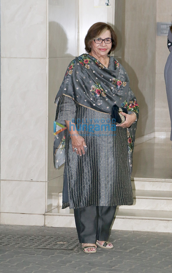 photos celebs snapped at salman khans birthday bash 25