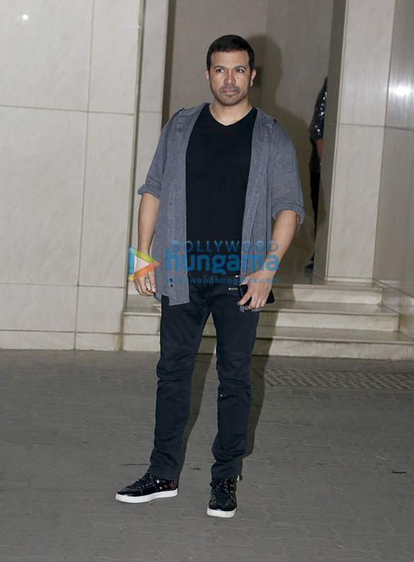 photos celebs snapped at salman khans birthday bash 39