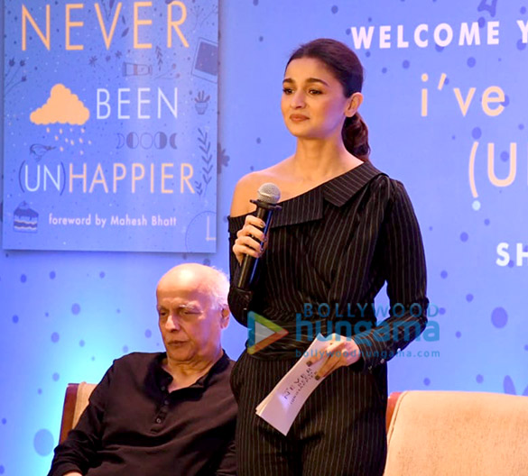 photos mahesh bhatt soni razdan alia bhatt and pooja bhatt grace the launch of shaheen bhatts debut book ive never been unhappier 1