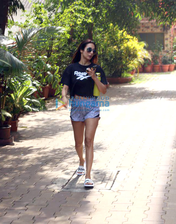 photos malaika arora spotted at diva yoga studio in bandra 5 2