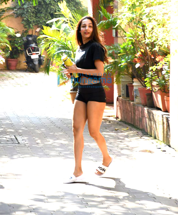 photos malaika arora spotted at diva yoga 2 5