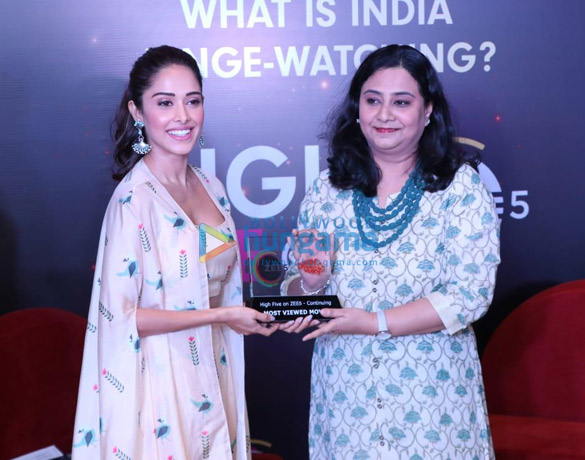 Photos: Nushrat Bharucha snapped at the High Five on Zee5 event Photos: Nushrat Bharucha snapped at the High Five on Zee5 event