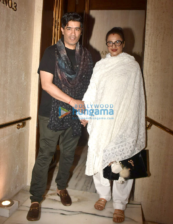 Photos: Rekha and Aditi Rao Hydari snapped at Manish Malhotra’s home Photos: Rekha and Aditi Rao Hydari snapped at Manish Malhotra’s home