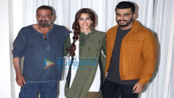 Photos: Sanjay Dutt, Arjun Kapoor, Kriti Sanon and Ashutosh Gowariker snapped during Panipat promotions