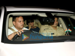 Photos: Shah Rukh Khan snapped with his son Aryan Khan in Juhu