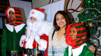 Photos: Sonakshi Sinha snapped celebrating Christmas with kids