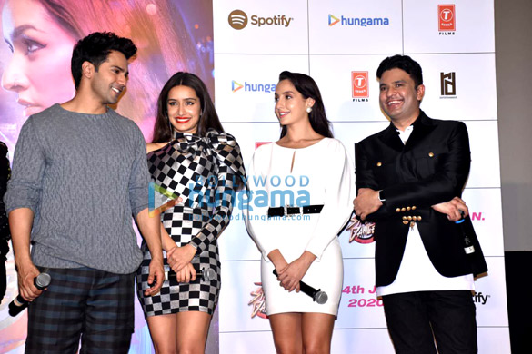 photos varun dhawan shraddha kapoor nora fatehi and others grace the trailer launch of street dancer 3d 12