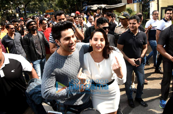 photos varun dhawan shraddha kapoor nora fatehi and others grace the trailer launch of street dancer 3d 3