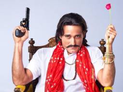 Sab Kushal Mangal: Meet Baba Bhandari aka Akshaye Khanna who is loved and feared by all