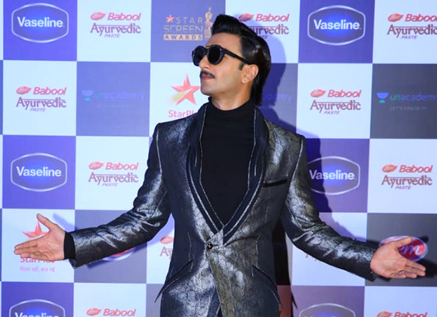Star Screen Awards 2019 From grooving with Sara Ali Khan to his bromance with Shahid Kapoor and Siddharth Chaturvedi, Ranveer Singh is a treat to watch!
