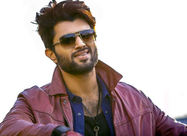 Christmas 2019: Vijay Deverakonda is back as Devera Santa; asks fans what they want