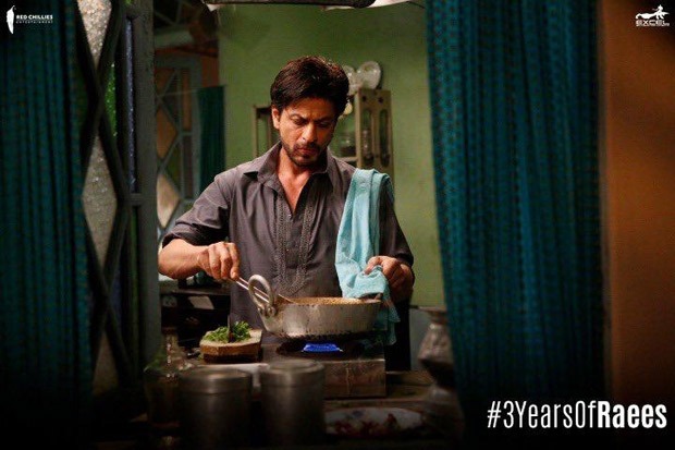 #3YearsOfRaees Excel Entertainment shares unseen stills of Shah Rukh Khan and Nawazuddin Siddiqui 