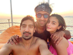 Alia Bhatt poses by the sea with her best boys, Ranbir Kapoor and Ayan Mukerji