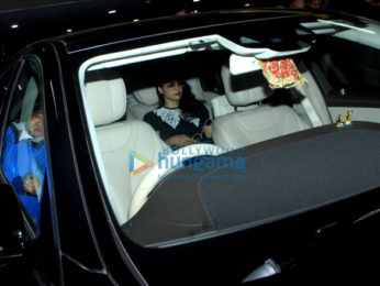 Photos: Akshay Kumar, Twinkle Khanna, Ranbir Kapoor and Kajol snapped at the airport