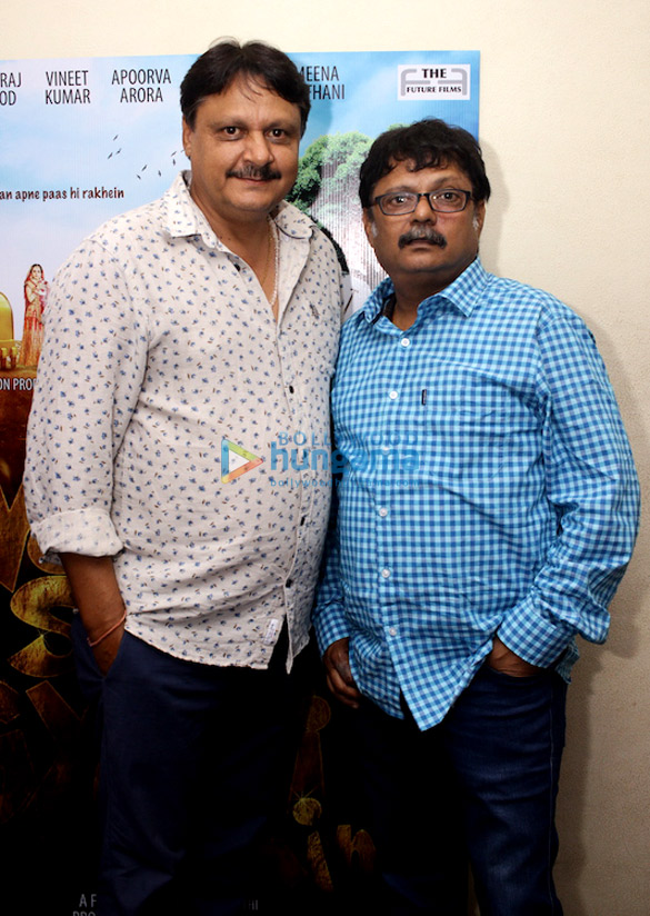 photos cast of yahan sabhi gyani hain performed kanupriya act at trailer launch 5