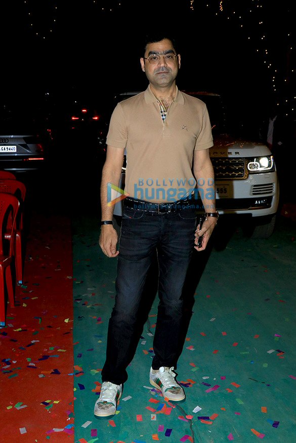 photos celebs snapped at inauguration of mukesh chabbras new office 13