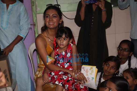 photos geeta basra and daughter hinaya celebrate lohri with the girls of shiksha seva foundation 2