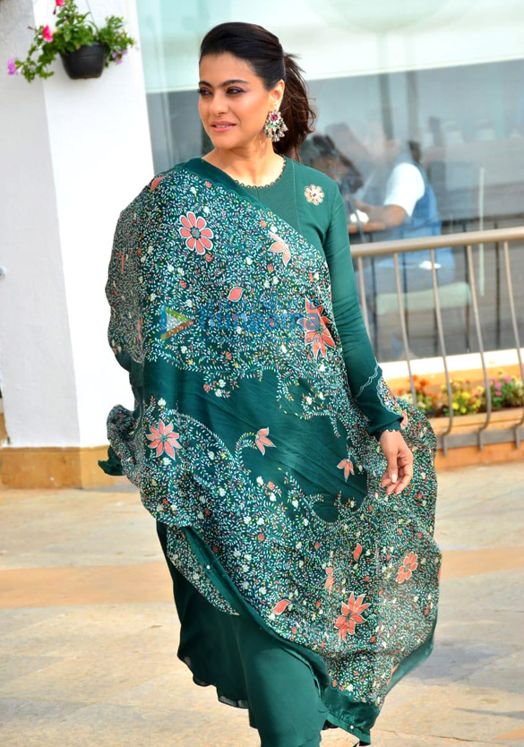 Photos: Kajol and Sharad Kelkar snapped during Tanhaji – The Unsung Warrior promotions Photos: Kajol and Sharad Kelkar snapped during Tanhaji – The Unsung Warrior promotions