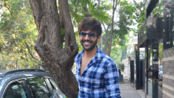 Photos: Kartik Aaryan spotted in Juhu