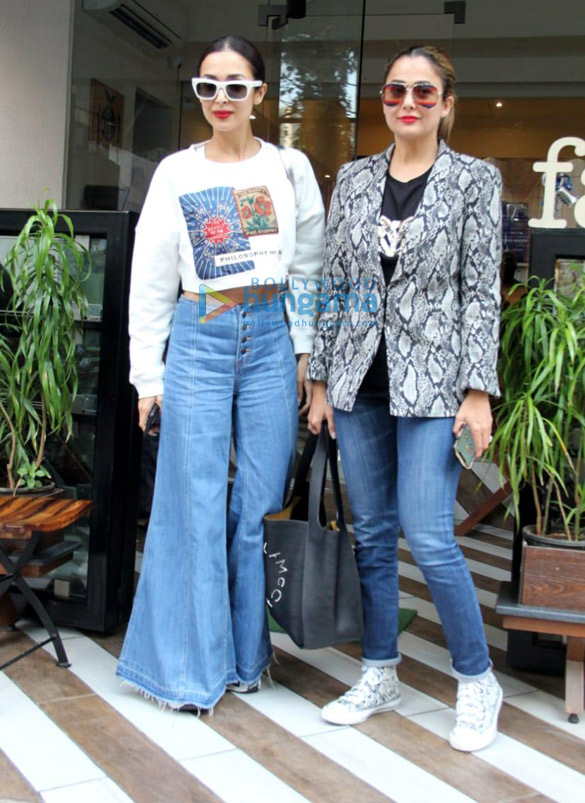 Photos: Malaika Arora and Amrita Arora spotted at Farmers Cafe in Bandra Photos: Malaika Arora and Amrita Arora spotted at Farmers Cafe in Bandra