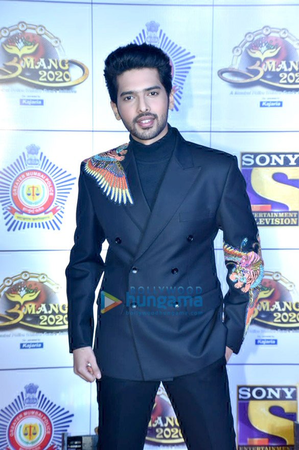 photos sara ali khan and others grace umang 2020 32