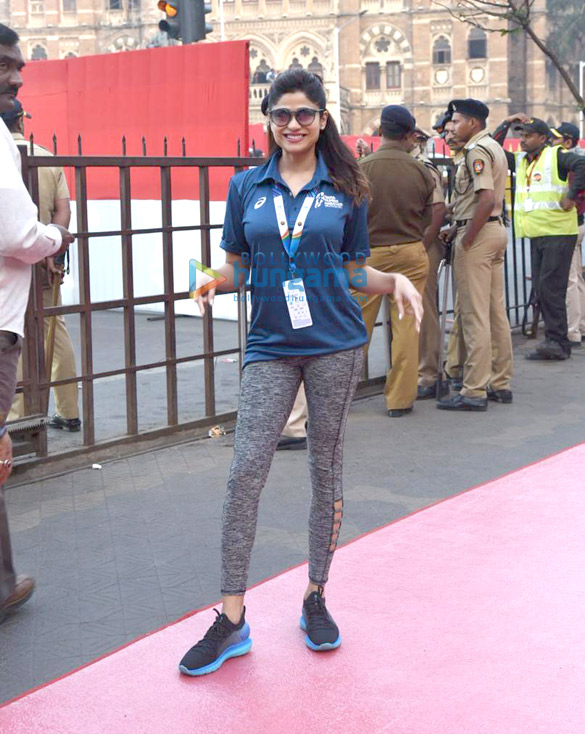 photos tiger shroff gulzar shamita shetty and anil ambani attends tata mumbai marathon 2020 7
