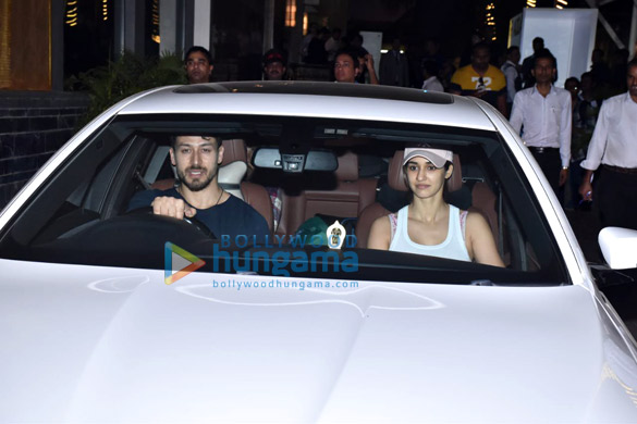 Photos: Tiger Shroff and Disha Patani snapped at a gym launch in Juhu Photos: Tiger Shroff and Disha Patani snapped at a gym launch in Juhu