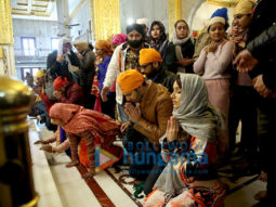 Photos: Varun Dhawan and Sharddha Kapoor snapped at the Sri Bangla Sahib Gurudwara