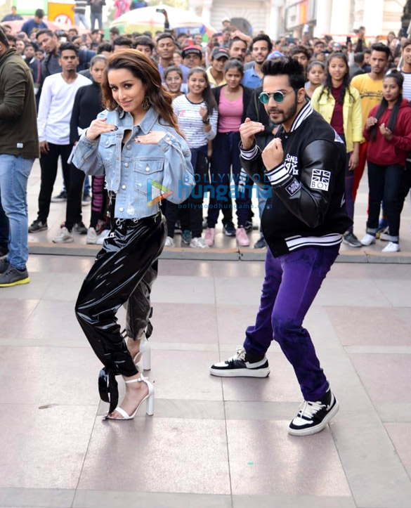 photos varun dhawan and shraddha kapoor launch the track illegal weapon 2 0 from their film street dancer 3d 2