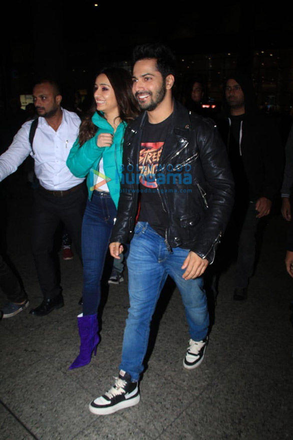 Photos: Varun Dhawan, Shraddha Kapoor others snapped at the airport Photos: Varun Dhawan, Shraddha Kapoor others snapped at the airport
