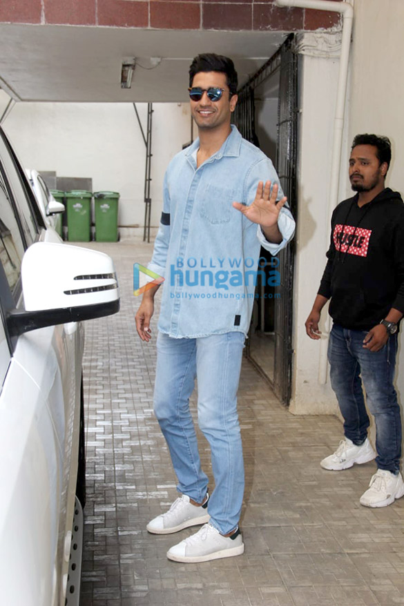 photos vicky kaushal spotted at dharma office in bandra 2