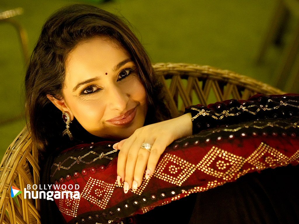 Sadia Khateeb Sadia Khateeb