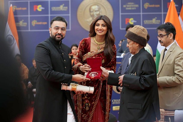Shilpa Shetty awarded Champion of Change Award 2019 Shilpa Shetty awarded Champion of Change Award 2019