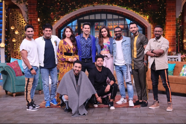 The Kapil Sharma Show: Varun Dhawan transforms into Prabhu Dheva, Shraddha Kapoor arrives with suitcase on set The Kapil Sharma Show: Varun Dhawan transforms into Prabhu Dheva, Shraddha Kapoor arrives with suitcase on set