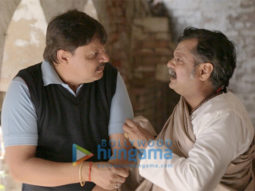 Movie Stills Of The Movie Yahan Sabhi Gyani Hain