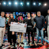 Varun Dhawan, Shraddha Kapoor and team Street Dancer 3D award India's best street dancers