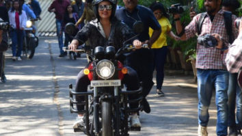 Sonakshi Sinha makes her way to Kareena Kapoor Khan’s show What Women Want on a bike
