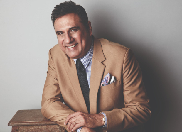 Boman Irani receives Most Versatile Actor award at Dadasaheb Phalke International Film Festival Boman Irani receives Most Versatile Actor award at Dadasaheb Phalke International Film Festival