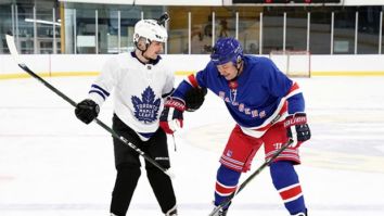 On ‘Changes’ release day, Justin Bieber teaches Jimmy Fallon how to play ice hockey