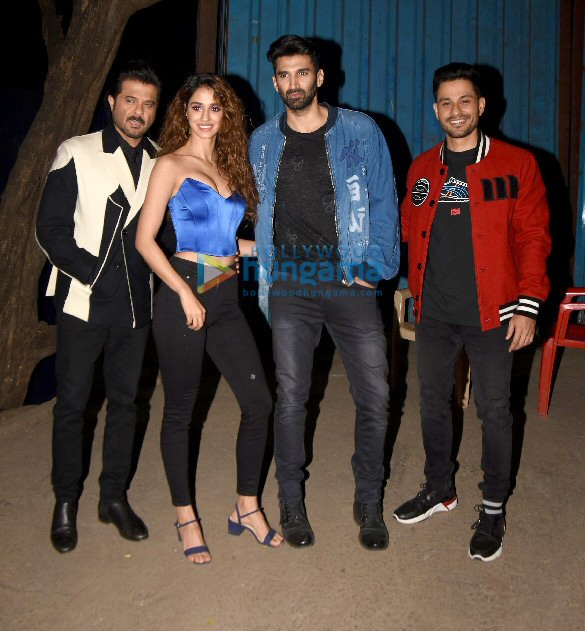 Photos: Anil Kapoor, Disha Patani, Aditya Roy Kapur and Kunal Khemu snapped during Malang promotions Photos: Anil Kapoor, Disha Patani, Aditya Roy Kapur and Kunal Khemu snapped during Malang promotions