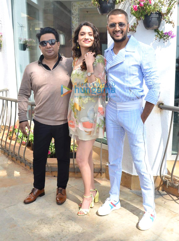 photos ankita lokhande riteish deshmukh and ahmed khan snapped promoting her film baaghi 1