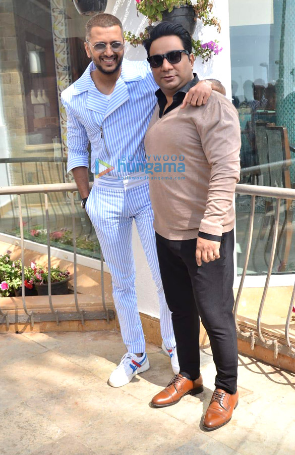 photos ankita lokhande riteish deshmukh and ahmed khan snapped promoting her film baaghi 2