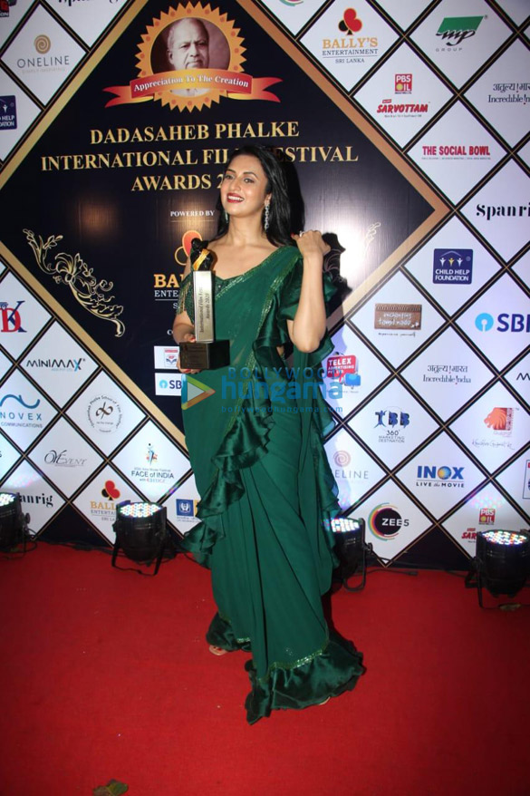 photos celebs grace the dadasaheb phalke international film festival awards 2020 9